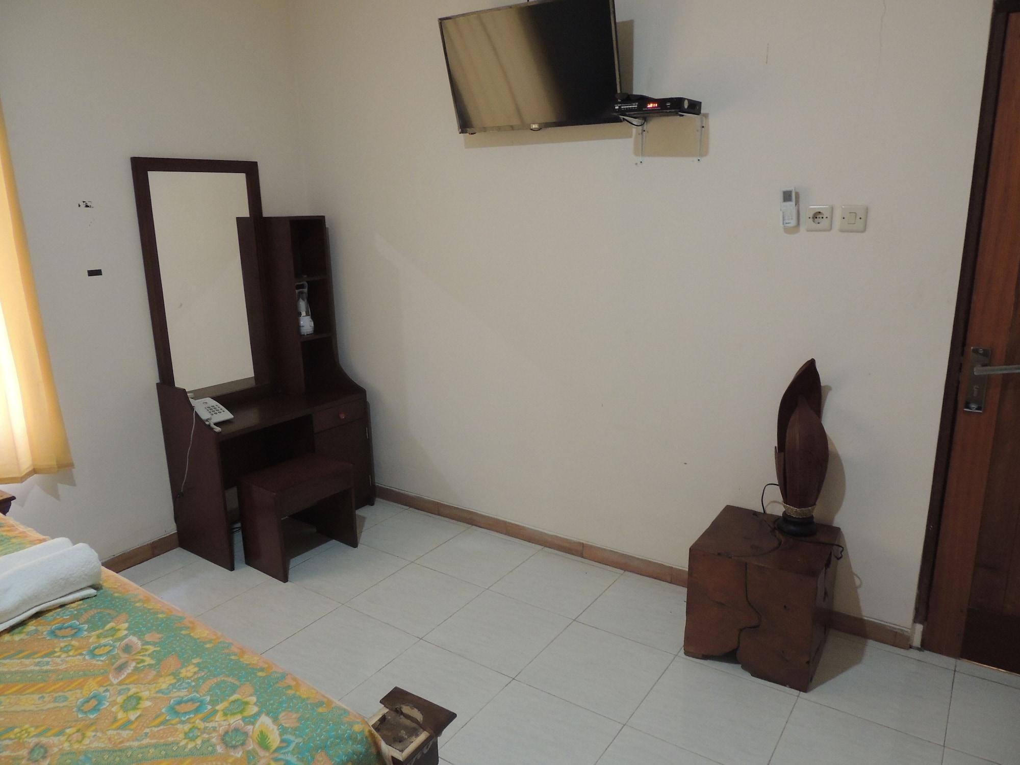 Balkondes Karanganyar Pottery Academy Hotel Magelang Eksteriør billede