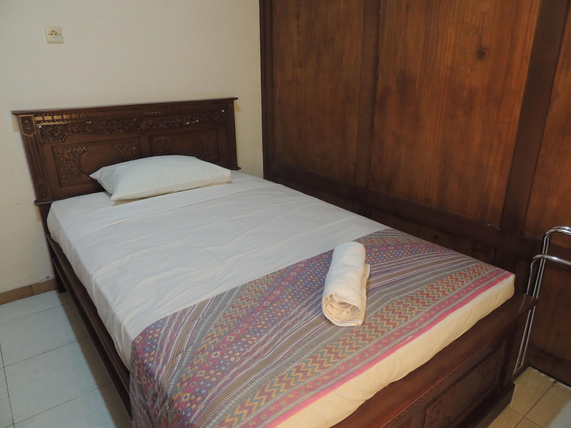 Balkondes Karanganyar Pottery Academy Hotel Magelang Eksteriør billede