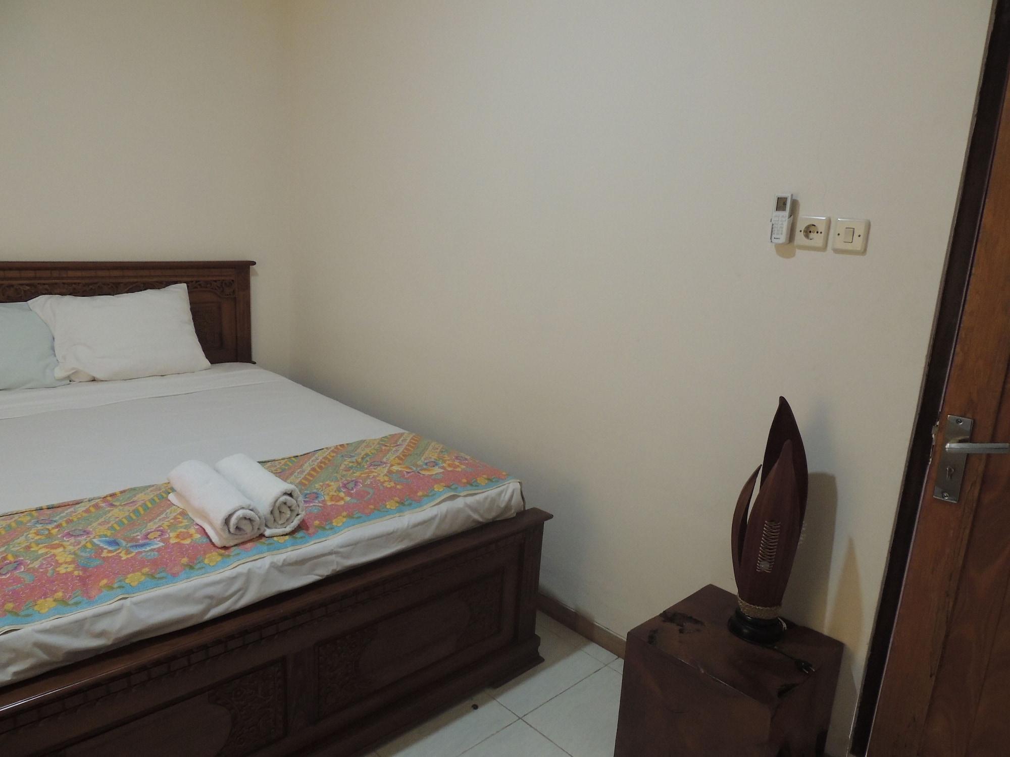 Balkondes Karanganyar Pottery Academy Hotel Magelang Eksteriør billede